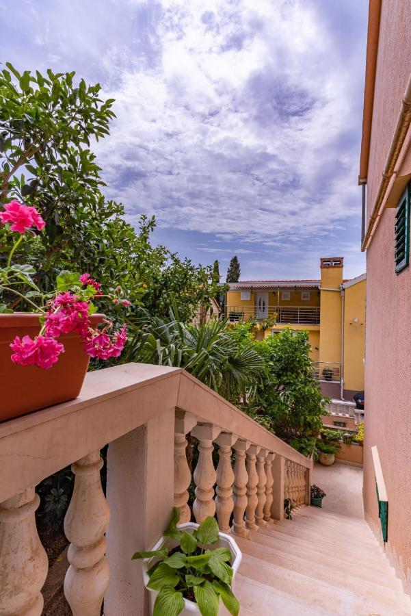 Apartman Grosic Brna Exterior foto
